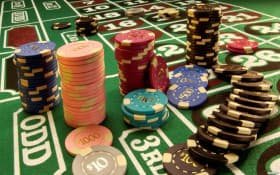 Filipino high roller placing a large sports bet on paldo77 mobile platform
